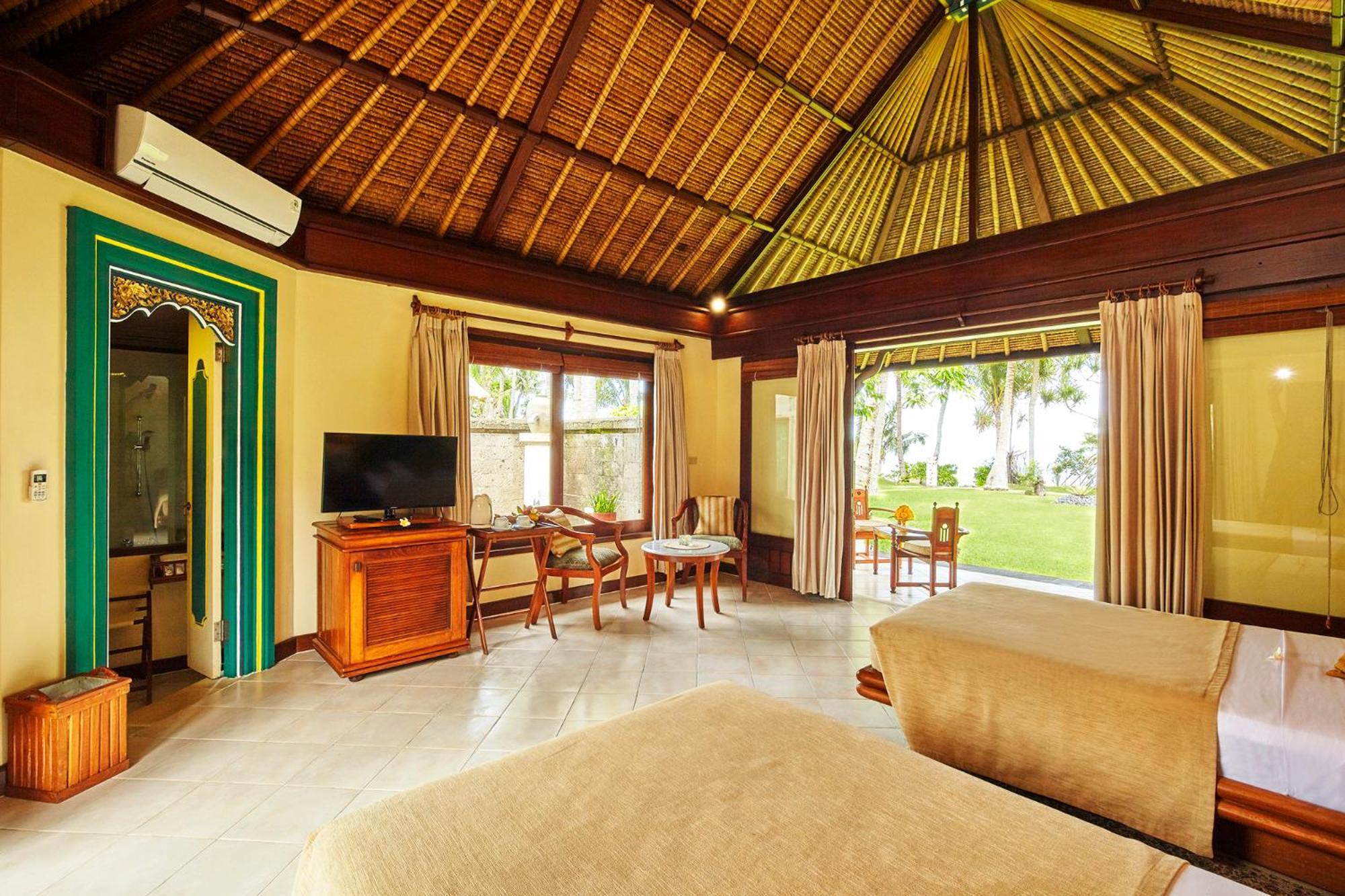Puri Bagus Lovina Hotel Ngoại thất bức ảnh